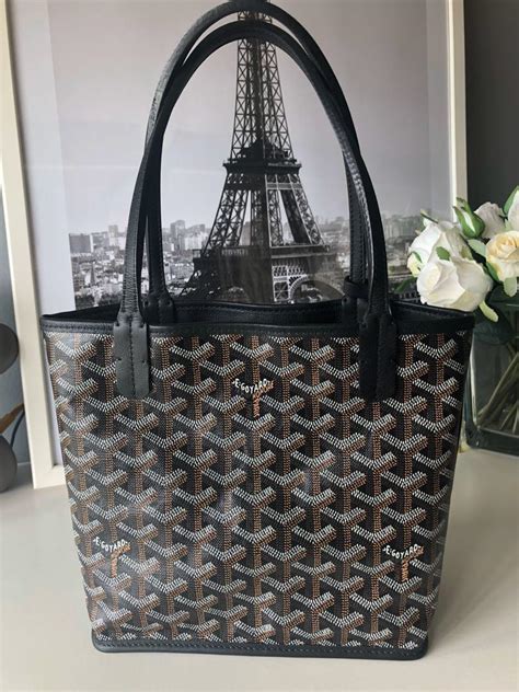 goyard petite malle|GOYARD Goyardine Reversible Mini Anjou Black .